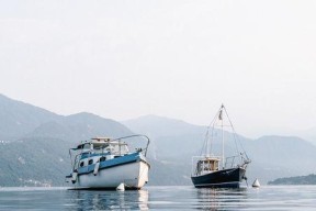放小船钓鱼技巧有哪些？如何提高钓鱼效率？