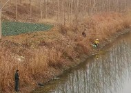 钓鱼技巧（快速掌握测水深方法，提升钓鱼成功率）