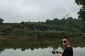 如何掌握钓鱼技巧享受垂钓乐趣？常见问题有哪些？