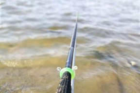 风浪对钓鱼技巧有影响吗？如何应对恶劣天气钓鱼？