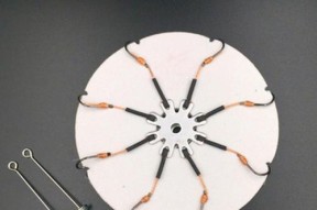 翻板钩钓鱼技巧和饵料配方教学？如何提高钓鱼成功率？