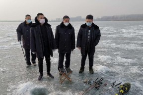 冰面上钓鱼技巧有哪些？如何提高冰钓的成功率？