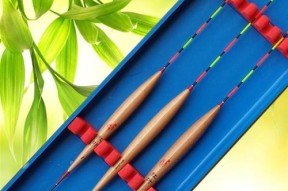 制作鱼漂的技巧（打造完美鱼漂的秘诀）