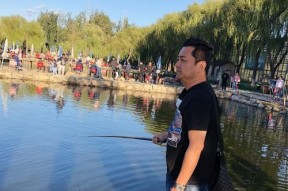 中秋钓鱼技巧（掌握钓鱼窍门）