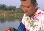 夜钓浮漂调漂的正确方法和技巧（钓鱼爱好者必读的夜间垂钓指南）
