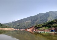 中秋水库野钓技巧（享受钓鱼乐趣）