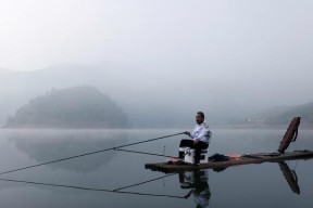 如何掌握钓鱼顶风抛线技巧？顶风钓鱼时常见问题有哪些？
