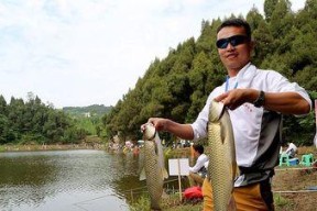 东北初夏钓鱼技巧与方法（掌握初夏钓鱼的窍门，丰收属于你）