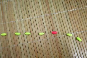 搓饵钓鱼技巧与方法（掌握搓饵技巧）