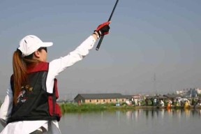 李大本事的钓鱼技巧（钓鱼高手李大本事的实用技巧分享）