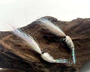 以飞蝇钓鱼技巧教学（娴熟运用飞蝇钓法提升钓鱼技巧）  第1张