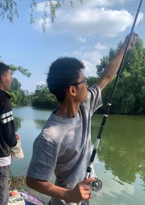 谷麦七星漂钓浮的正确方法与技巧（掌握关键技术）  第2张