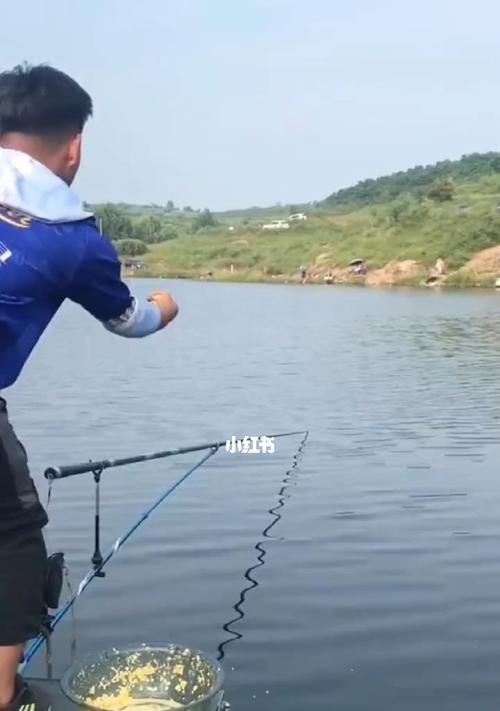 湖库冬季钓鱼技巧（冬季钓鱼离不开的技巧与经验）  第2张