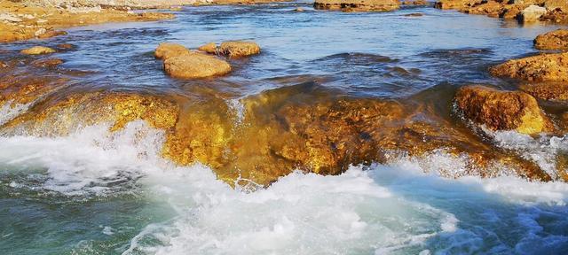 黄河流水钓鱼鱼饵技巧（探秘的钓鱼技巧与鱼饵选择）  第1张