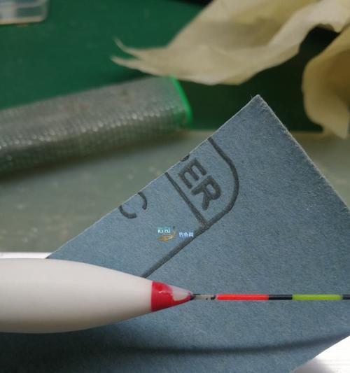 掌握抛竿用浮漂钓鱼技巧（提高钓鱼成功率的关键方法）  第3张