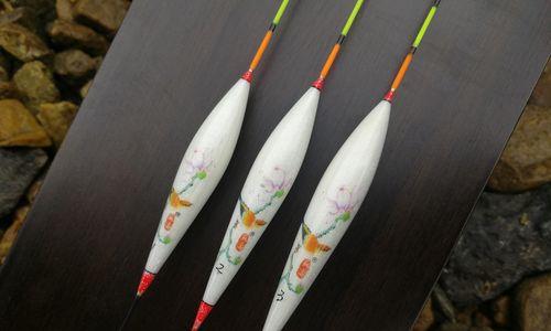 冰面浮漂钓鲫鱼技巧和方法是什么？如何提高钓鲫鱼的成功率？  第3张