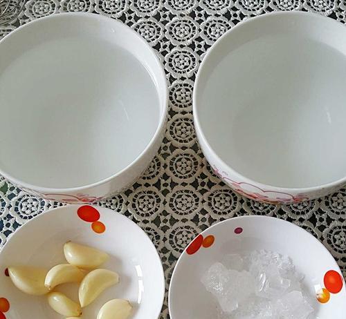 冰糖钓鱼技巧教程？如何提高冰糖钓鱼的成功率？  第2张