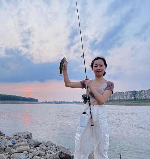 潮汐钓鱼技巧和方法有哪些？如何提高潮汐钓鱼的成功率？  第2张