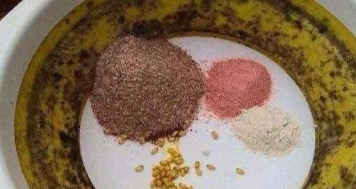 钓鱼的技巧饵料怎么用？如何正确选择和使用？  第3张