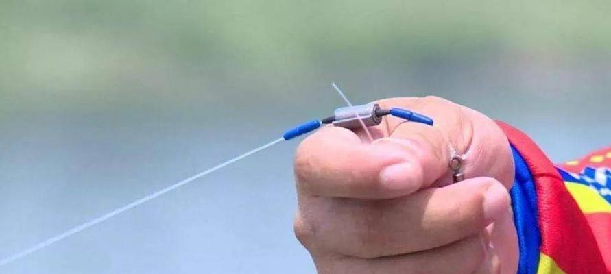 如何在水流中调整浮漂？钓鱼调漂技巧教程有哪些常见问题？  第3张