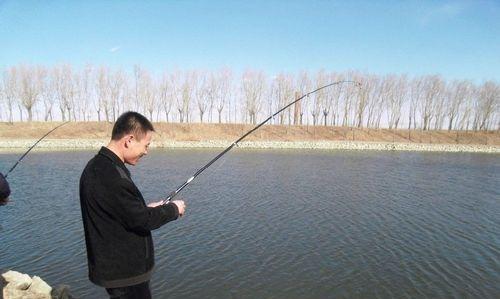 如何正确压水线提高钓鱼效率？常见错误有哪些？  第1张