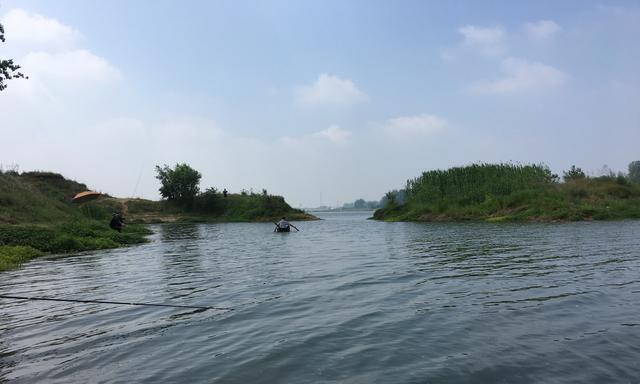 冬春枯水期钓鱼钓点怎么选？有哪些技巧？  第2张
