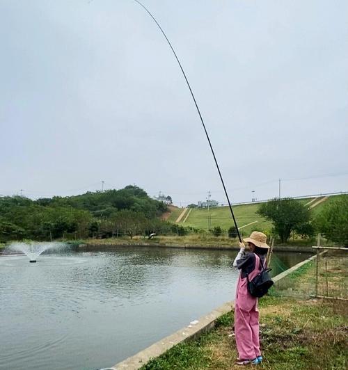 儿童钓鱼技巧手法有哪些？如何培养孩子的钓鱼兴趣？  第1张