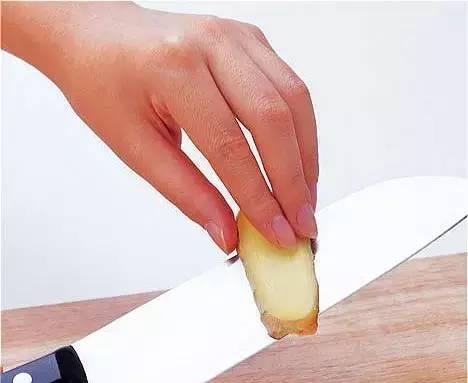 饭盒钓鱼技巧教程？如何利用饭盒进行有效的钓鱼？  第1张