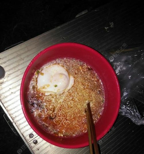 方便面挂钩钓鱼的技巧是什么？如何提高钓鱼成功率？  第1张