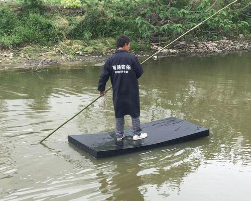 放小船钓鱼技巧教程？如何提高钓鱼成功率？  第1张