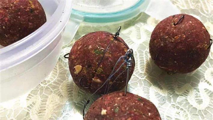 粉状鱼饵使用技巧有哪些？如何正确选择和使用粉状鱼饵？  第2张