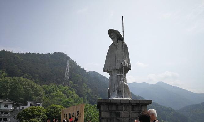 富春江台钓技巧有哪些？如何提高台钓成功率？  第2张