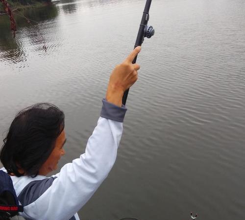 河流深水钓鱼技巧有哪些？如何提高深水钓鱼的成功率？  第3张